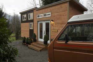 American-Tiny-House-everett-exterior-van