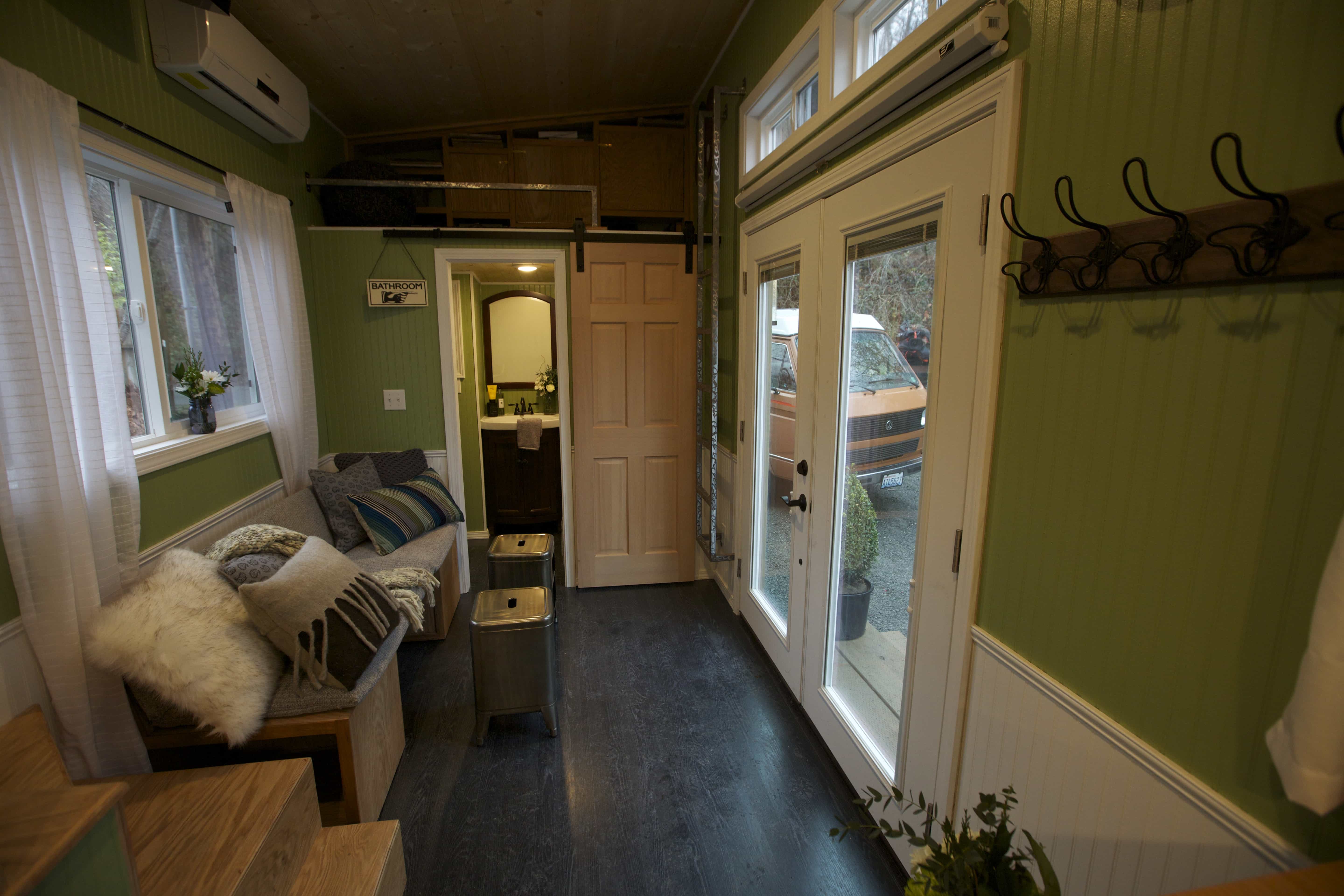 Everett - American Tiny House f photo